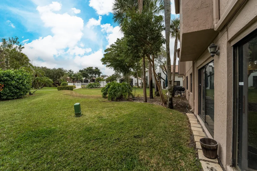 1672 Cypress Pointe Drive Coral Springs FL 33071