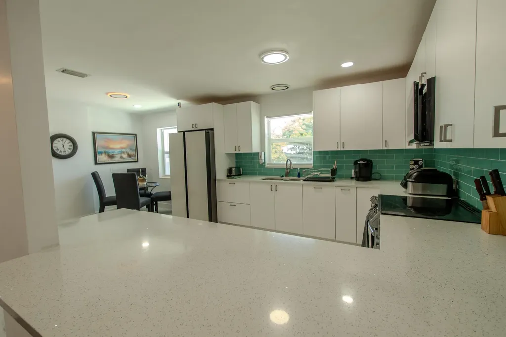2192 Quail Trail Lake Worth FL 33461
