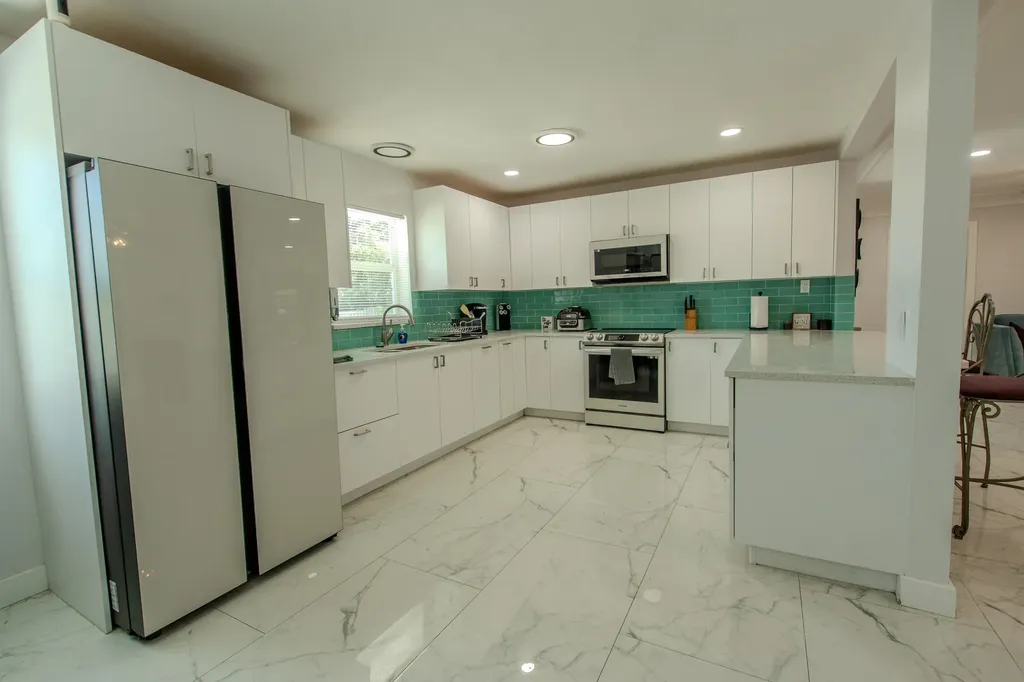 2192 Quail Trail Lake Worth FL 33461