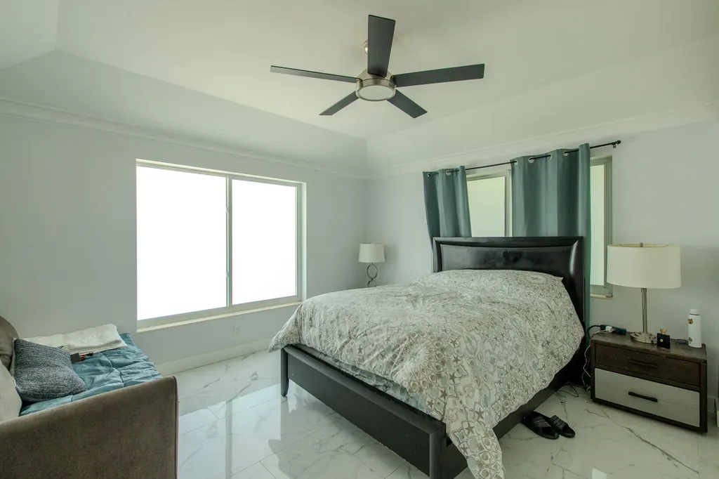 2192 Quail Trail Lake Worth FL 33461