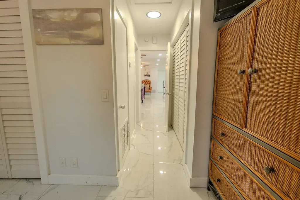 2192 Quail Trail Lake Worth FL 33461