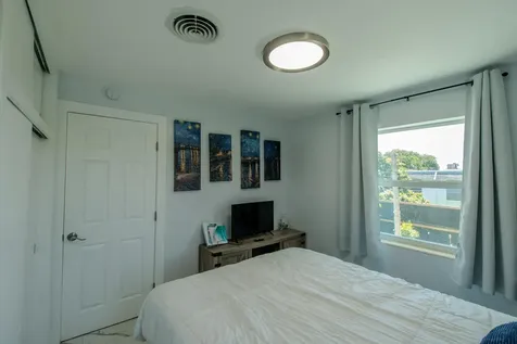 2192 Quail Trail Lake Worth FL 33461