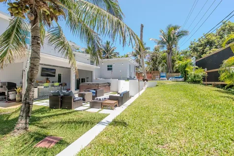 2192 Quail Trail Lake Worth FL 33461