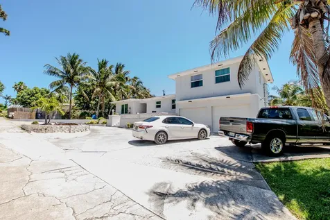 2192 Quail Trail Lake Worth FL 33461