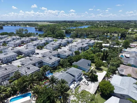 2192 Quail Trail Lake Worth FL 33461