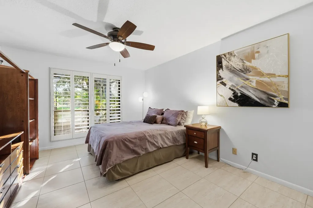 6403 Eastpointe Pines Street Palm Beach Gardens FL 33418