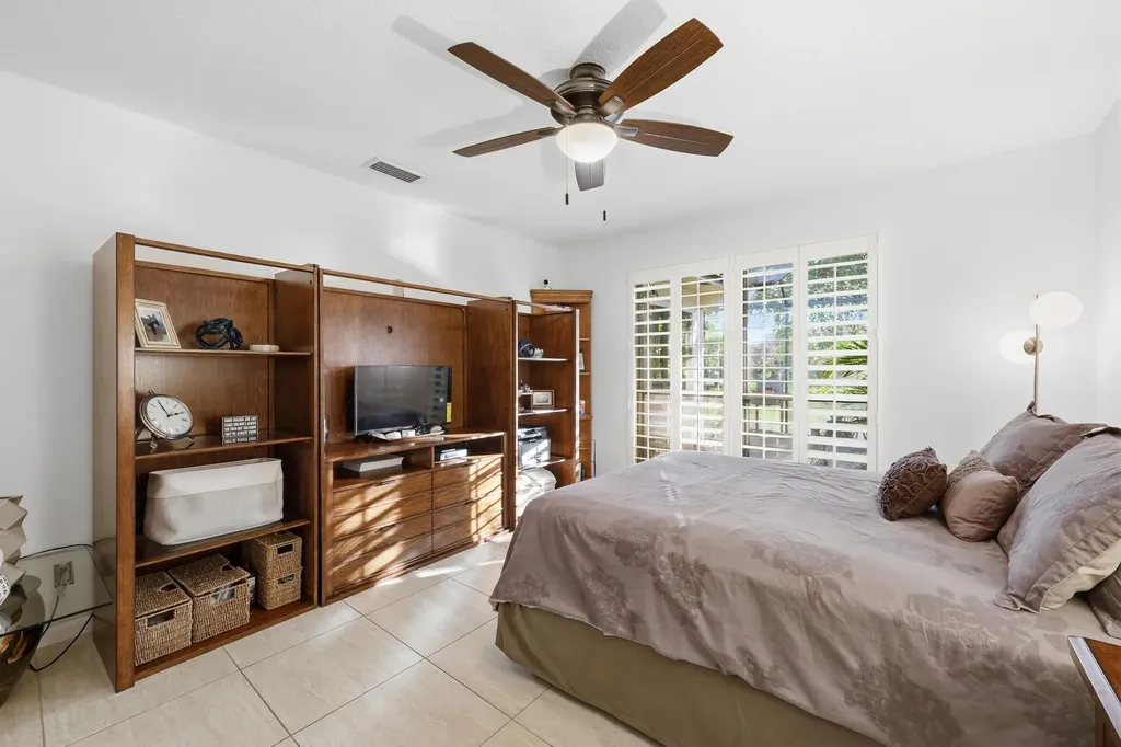6403 Eastpointe Pines Street Palm Beach Gardens FL 33418