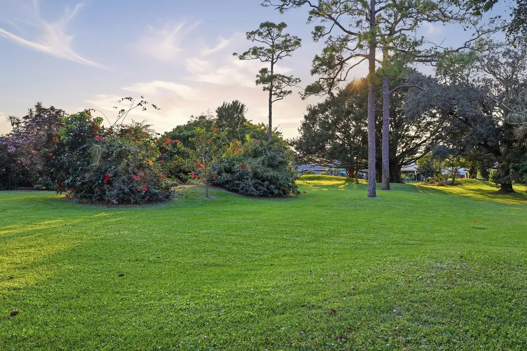 6403 Eastpointe Pines Street Palm Beach Gardens FL 33418
