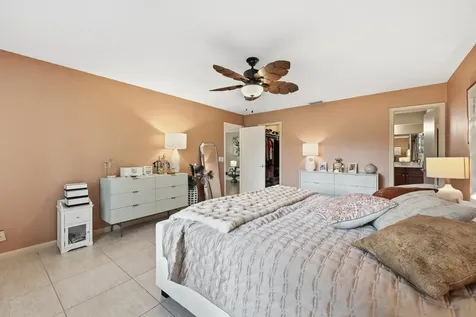 6403 Eastpointe Pines Street Palm Beach Gardens FL 33418