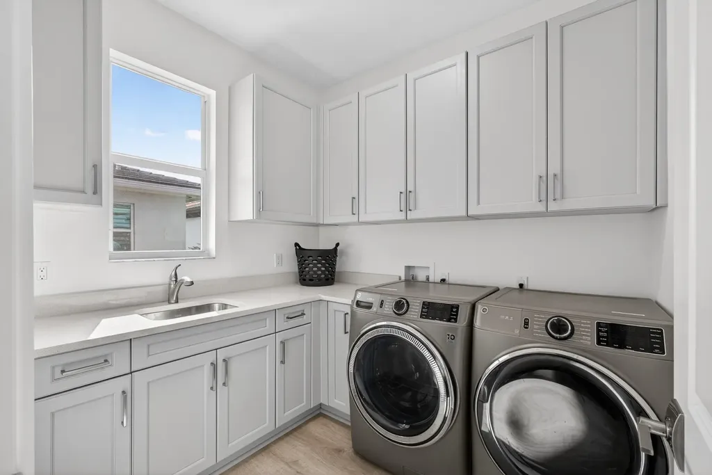 13400 Bernoulli Way Palm Beach Gardens FL 33418