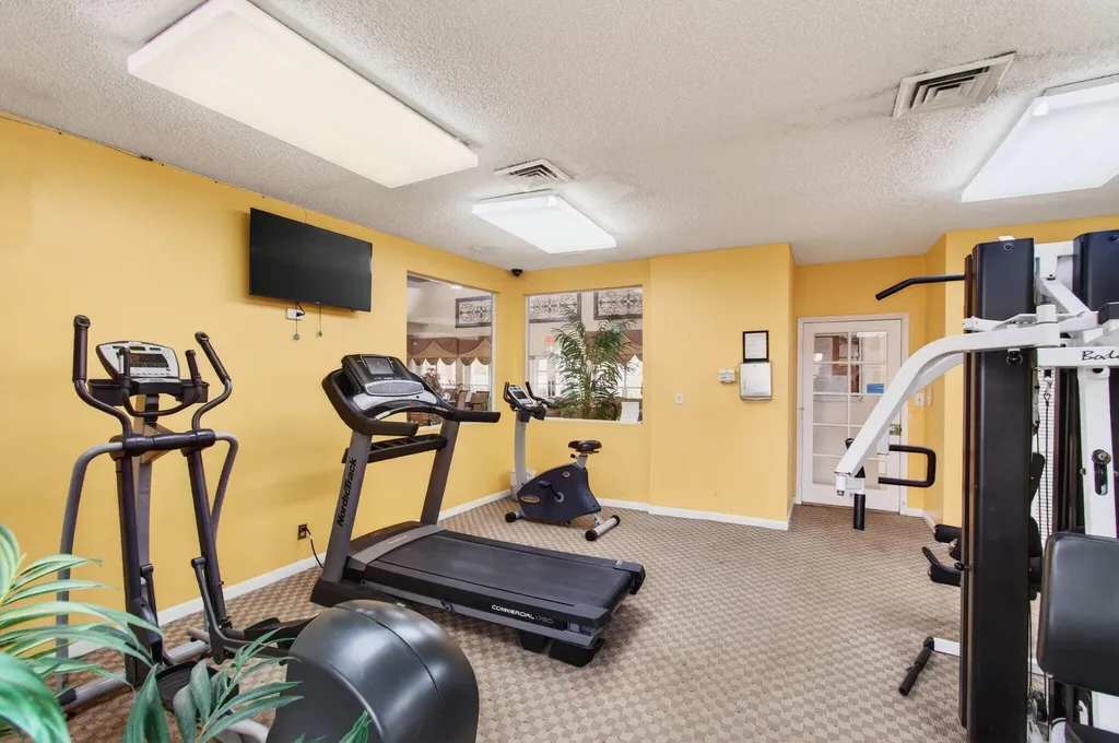9901 Westview Drive Coral Springs FL 33076