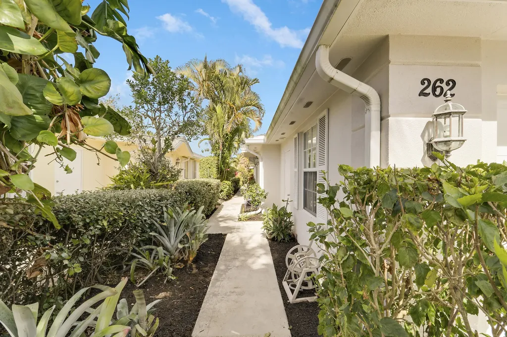 262 Brier Circle Jupiter FL 33458