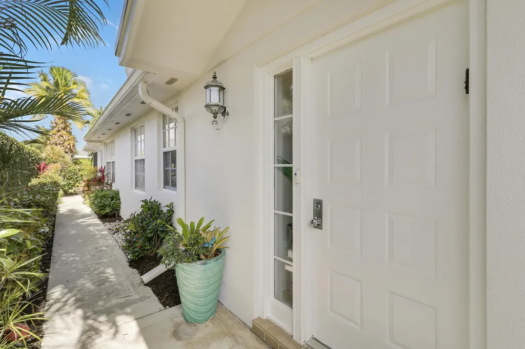 262 Brier Circle Jupiter FL 33458