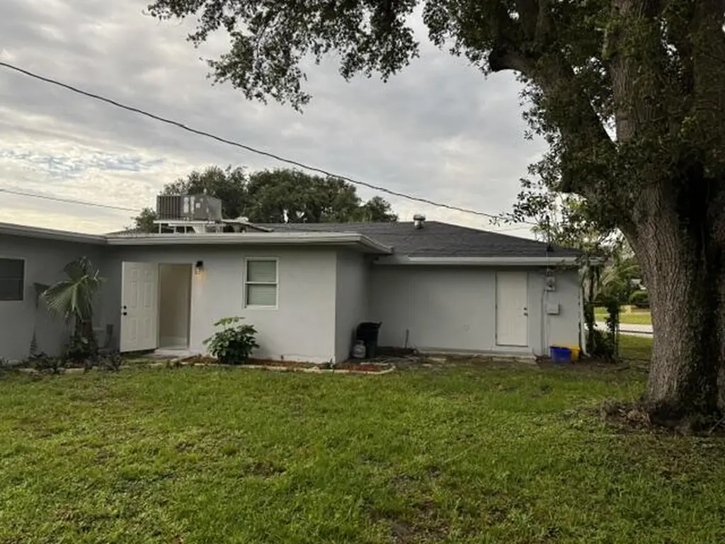 4259 Empress Street Palm Beach Gardens FL 33410