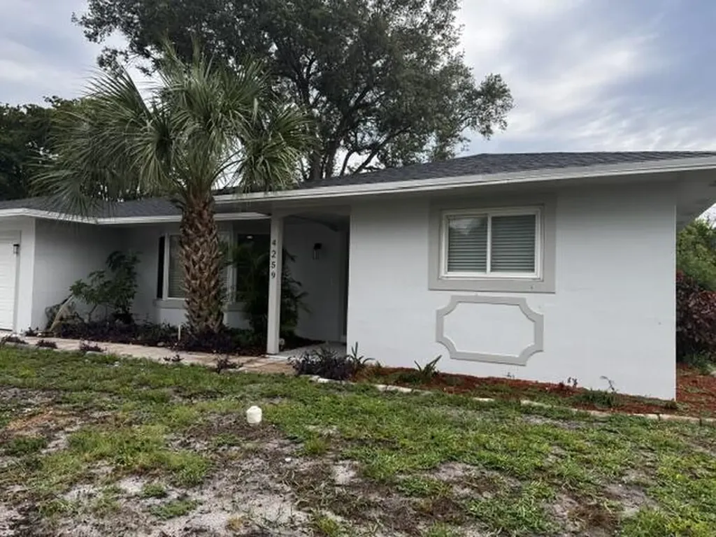 4259 Empress Street Palm Beach Gardens FL 33410