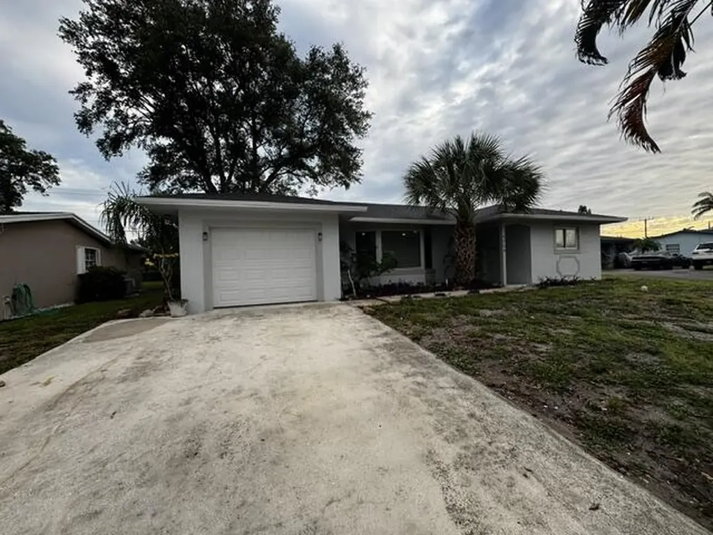4259 Empress Street Palm Beach Gardens FL 33410