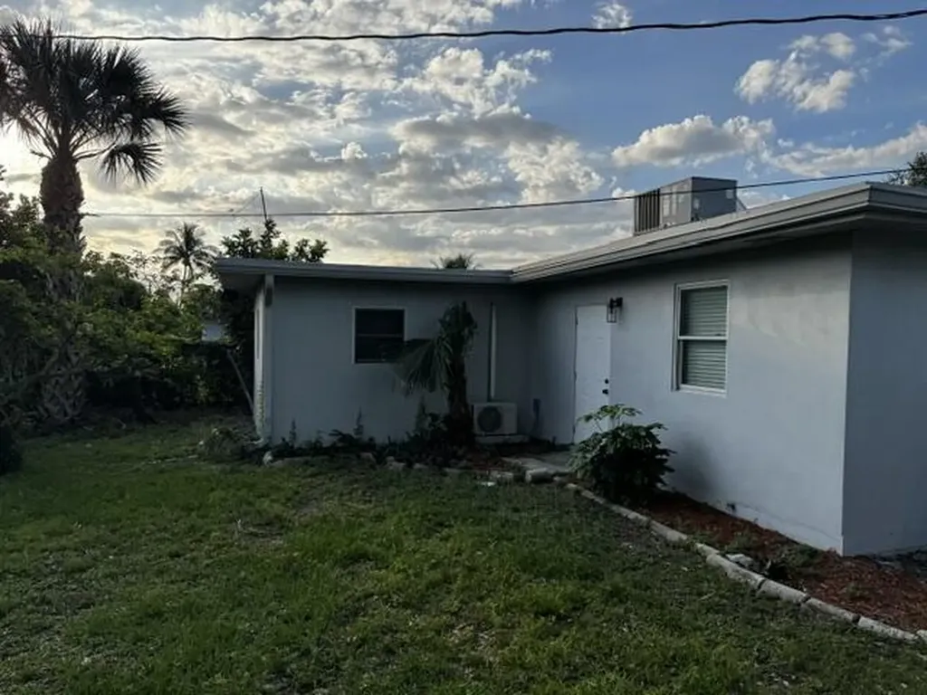 4259 Empress Street Palm Beach Gardens FL 33410