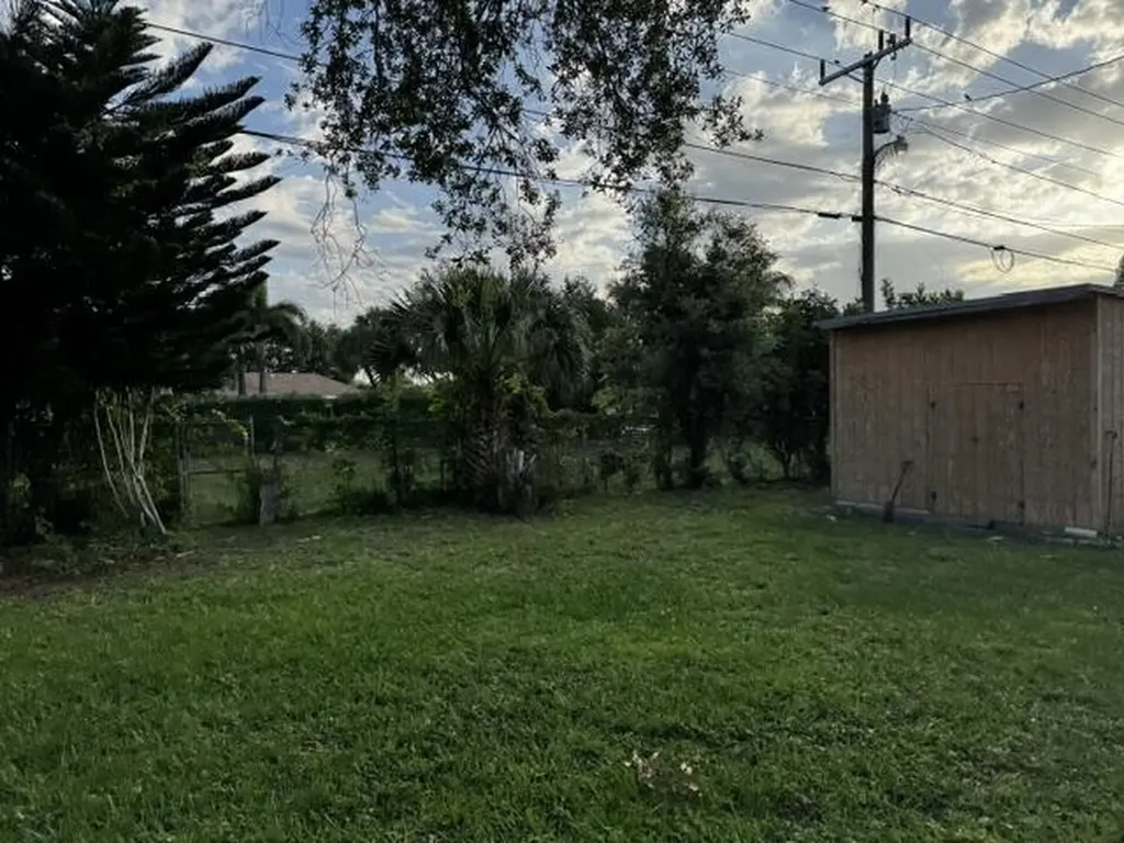 4259 Empress Street Palm Beach Gardens FL 33410