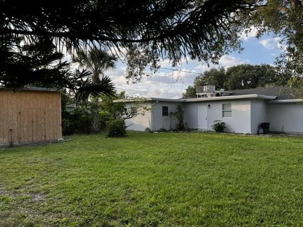 4259 Empress Street Palm Beach Gardens FL 33410