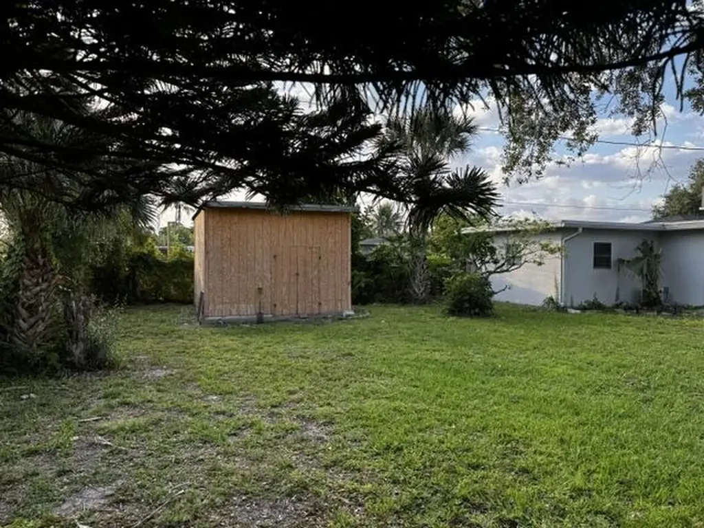 4259 Empress Street Palm Beach Gardens FL 33410