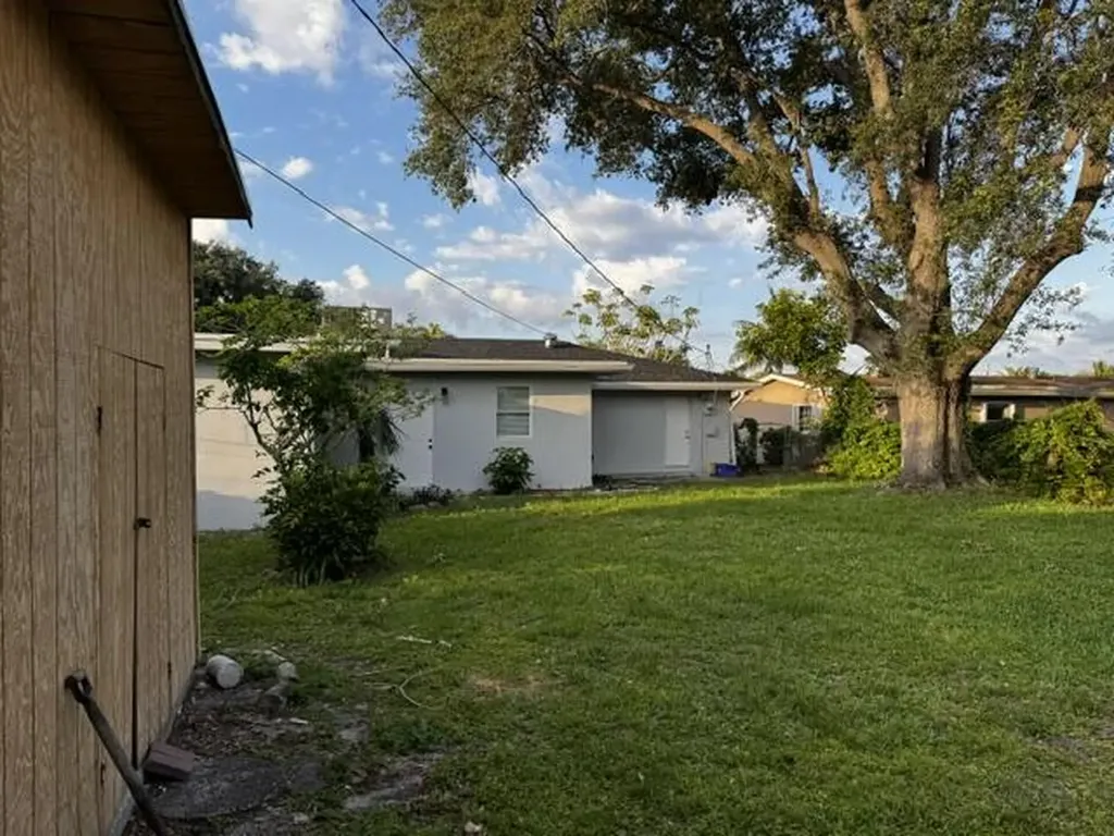 4259 Empress Street Palm Beach Gardens FL 33410