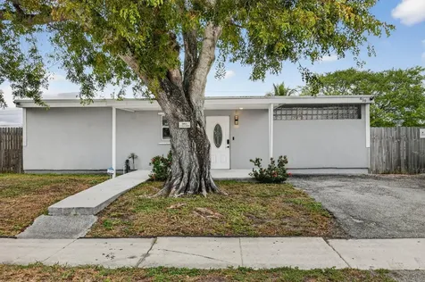 419 Cheyenne Drive Lake Worth FL 33462