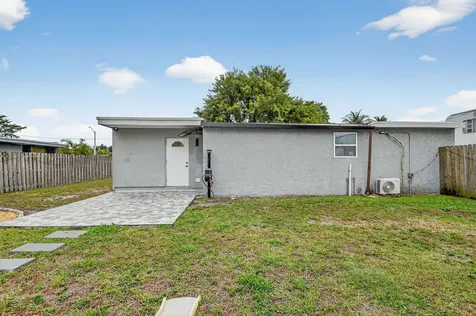 419 Cheyenne Drive Lake Worth FL 33462