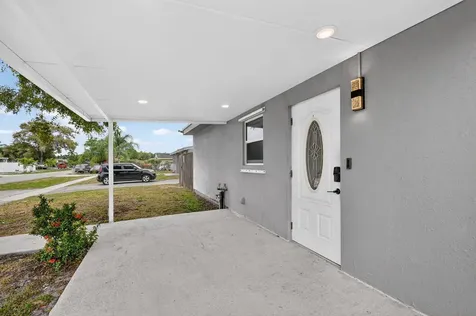 419 Cheyenne Drive Lake Worth FL 33462