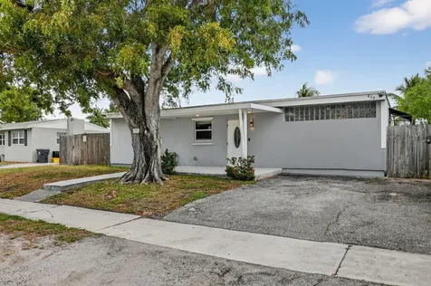 419 Cheyenne Drive Lake Worth FL 33462