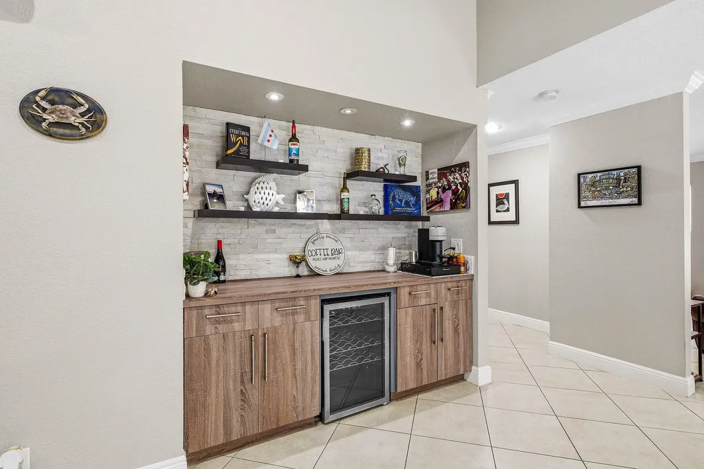 2412 SW 23rd Cranbrook Drive Boynton Beach FL 33436