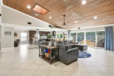 2412 SW 23rd Cranbrook Drive Boynton Beach FL 33436