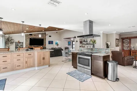 2412 SW 23rd Cranbrook Drive Boynton Beach FL 33436