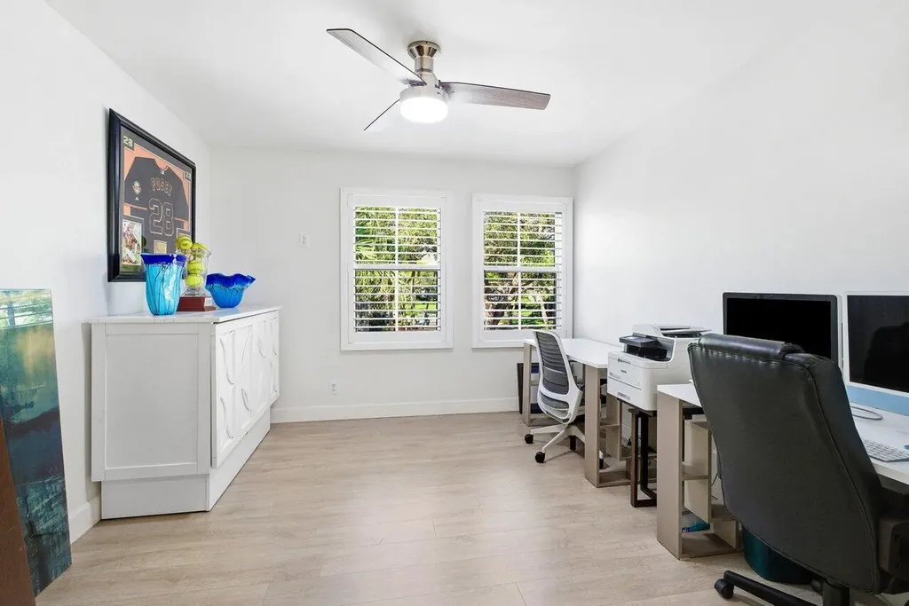 5696 NW 39th Avenue Boca Raton FL 33496