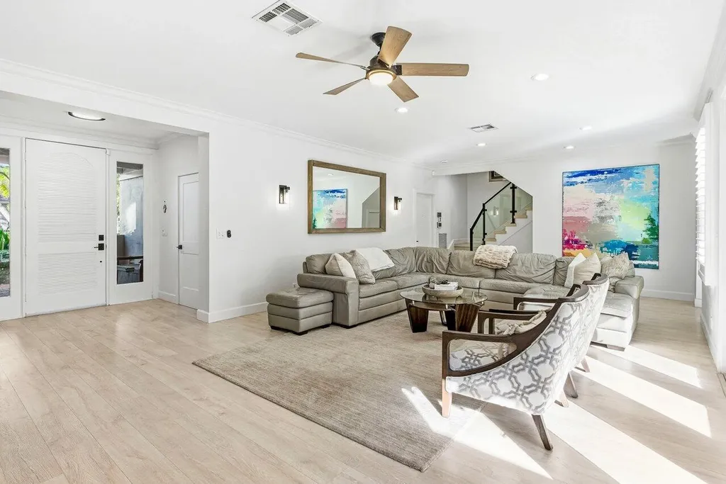 5696 NW 39th Avenue Boca Raton FL 33496