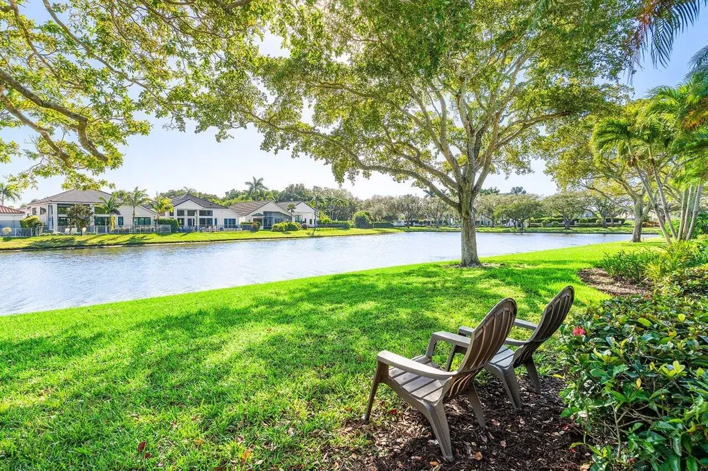 5696 NW 39th Avenue Boca Raton FL 33496
