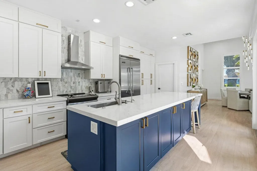 5696 NW 39th Avenue Boca Raton FL 33496