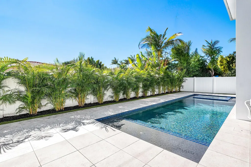 368 Churchill Road West Palm Beach FL 33405