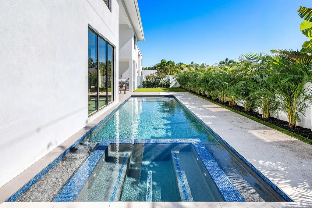 368 Churchill Road West Palm Beach FL 33405