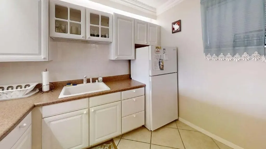 2616 Garden Drive N Lake Worth FL 33461