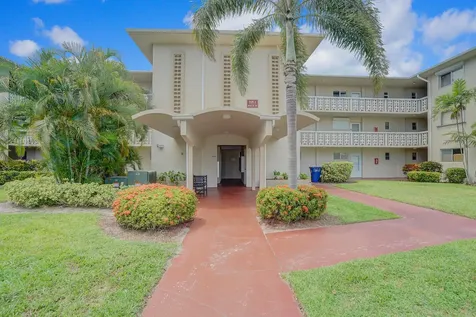 2616 Garden Drive N Lake Worth FL 33461