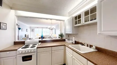 2616 Garden Drive N Lake Worth FL 33461