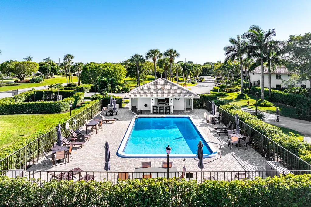 10865 Quail Covey Road Boynton Beach FL 33436