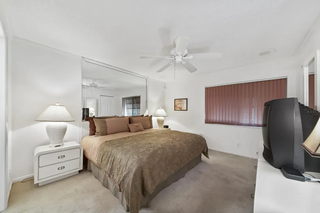 417 Pine Glen Lane Greenacres FL 33463