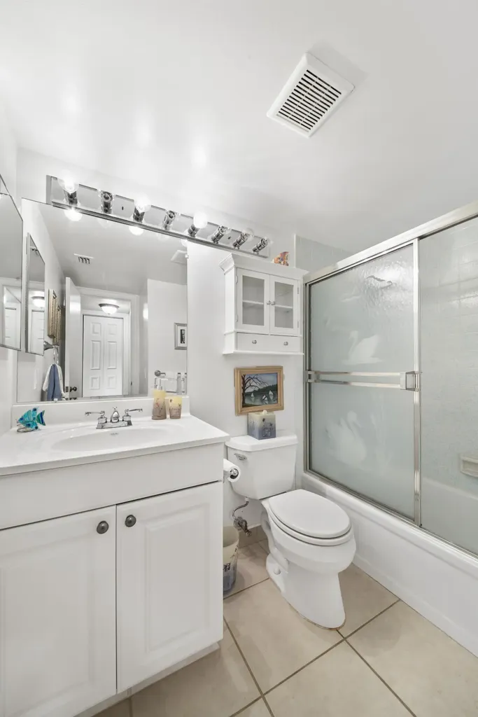 417 Pine Glen Lane Greenacres FL 33463