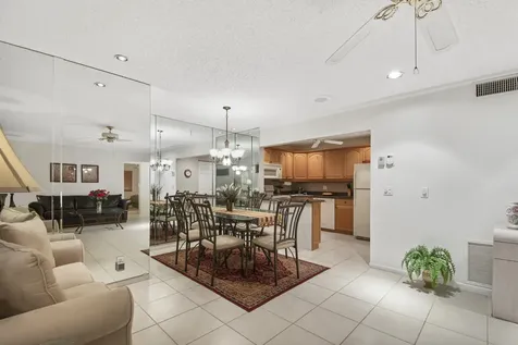 417 Pine Glen Lane Greenacres FL 33463