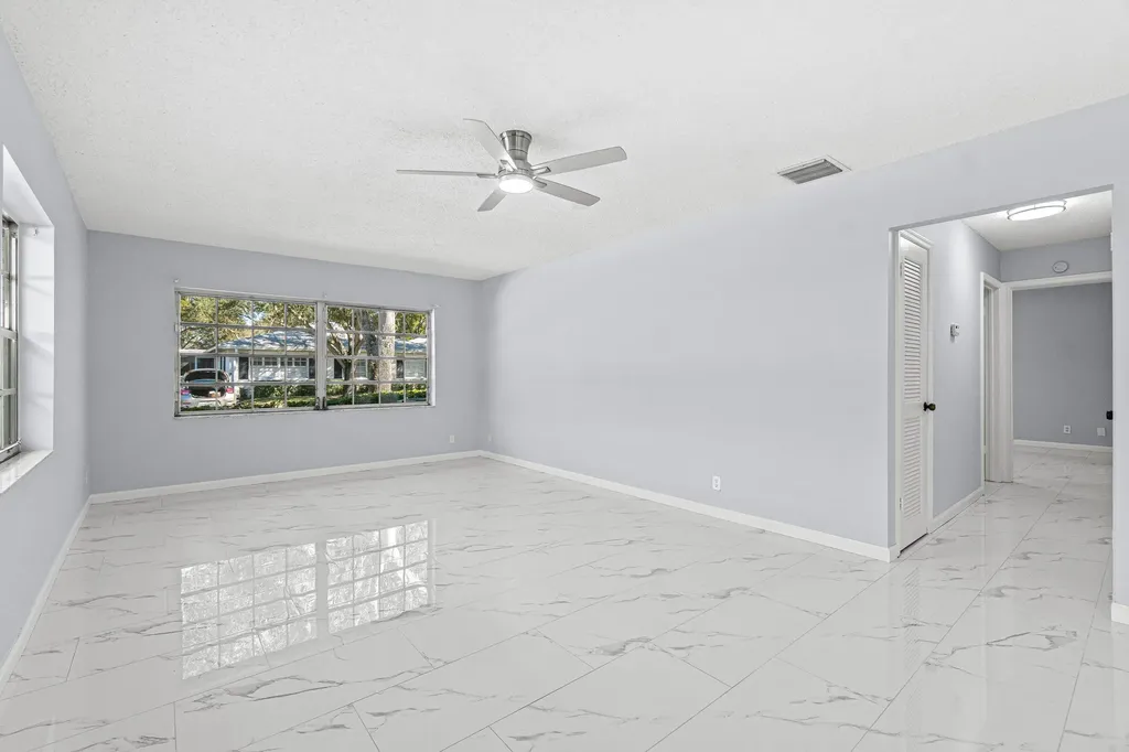 10119 S 42nd Terrace Boynton Beach FL 33436