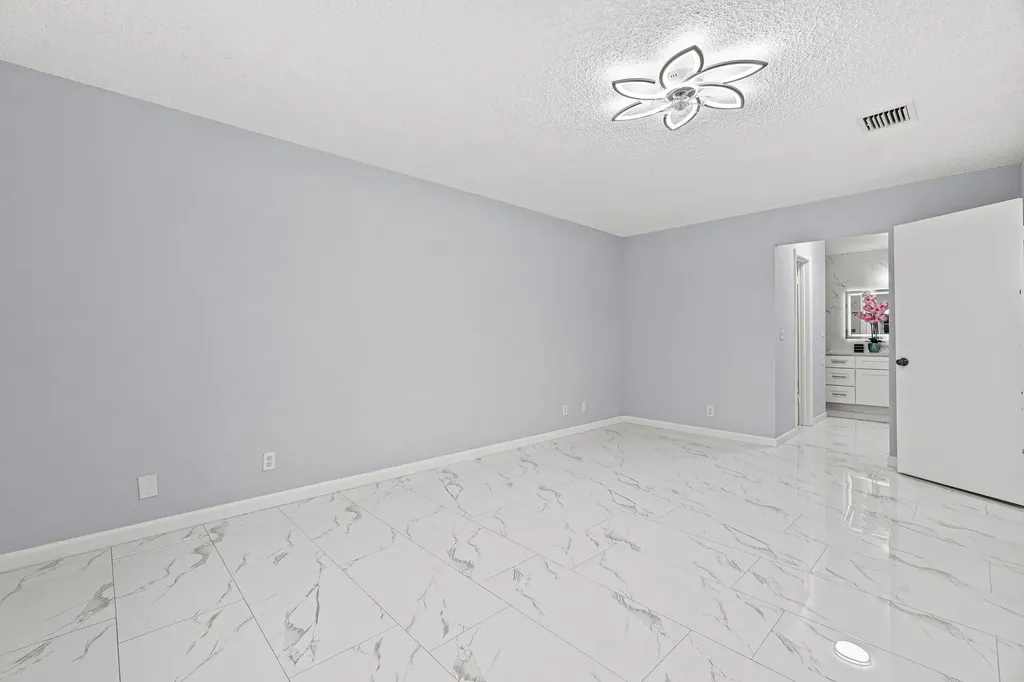 10119 S 42nd Terrace Boynton Beach FL 33436