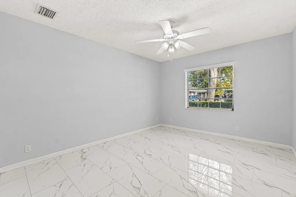 10119 S 42nd Terrace Boynton Beach FL 33436