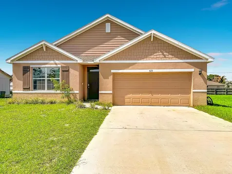 525 SW Twig Avenue Port St Lucie FL 34983