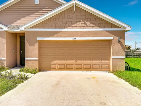 525 SW Twig Avenue Port St Lucie FL 34983